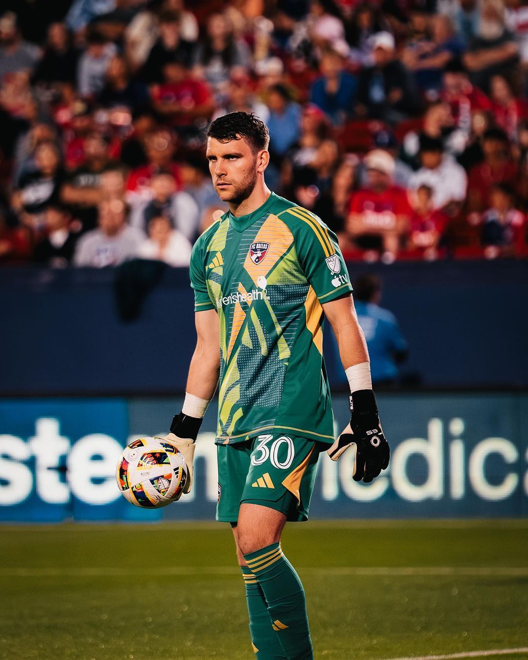Profil dan Biodata Maarten Paes, Kiper Naturalisasi yang Siap Bela Timnas Indonesia