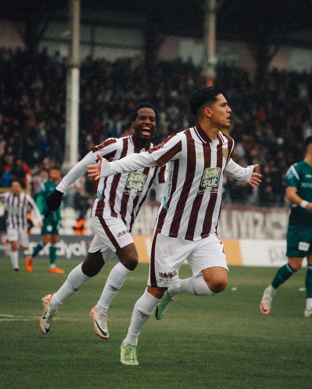 Navarone Foor Pemain Klub Liga Turki Berharap Ingin di Naturalisasi dan Bela Timnas Indonesia