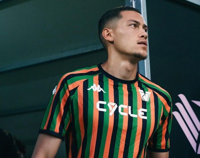Meski Gagal Bawa Venezia Menang, Media Italia Kesengsem Dengan Performa Jay Idzes