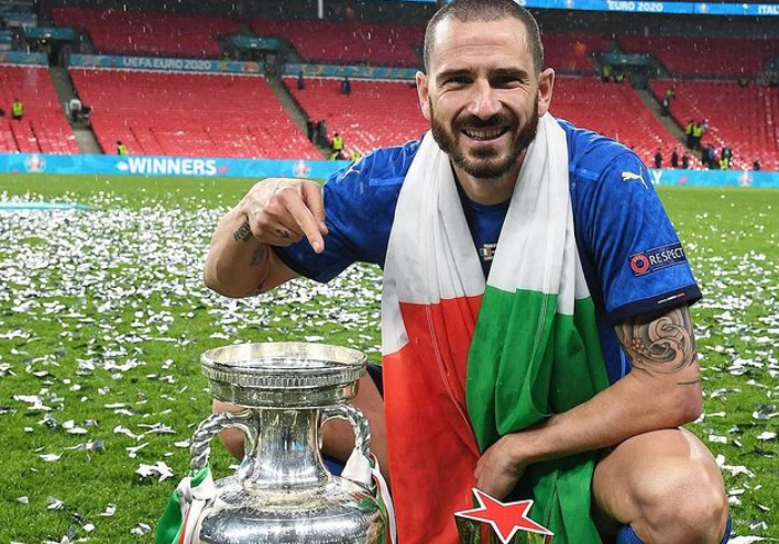 Kisah Leonardo Bonucci Tolak Tawaran Man City Demi Gabung AC Milan