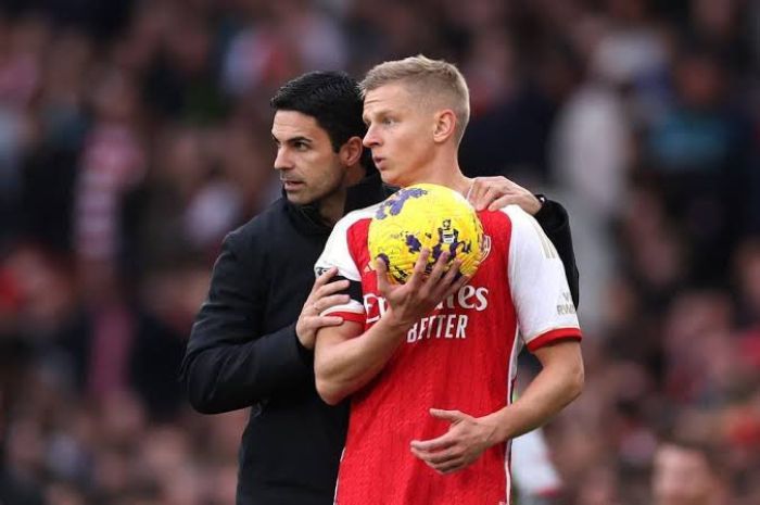 Vincent Kompany Inginkan Oleksandr Zinchenko sebagai Rekrutan Pertama di Bayern Munich