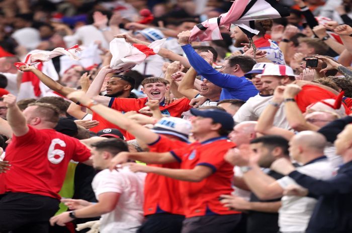 Suporter Inggris dan Serbia Alami Cedera Karena Bentrokan Sebelum Pertandingan Euro 2024