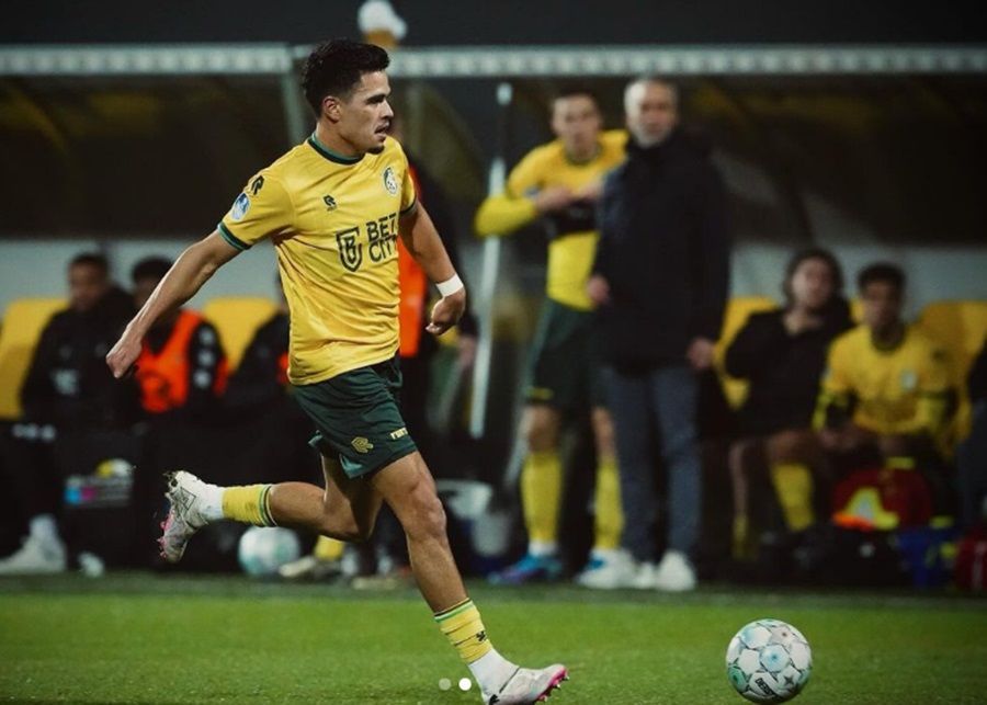Gak Masuk Dalam Rencana Musim Depan, FC Groningen Resmi Lepas Ragnar Oratmangoen