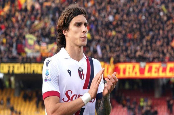 Atletico Madrid Siap Bersaing dengan Juventus untuk Mendatangkan Riccardo Calafiori