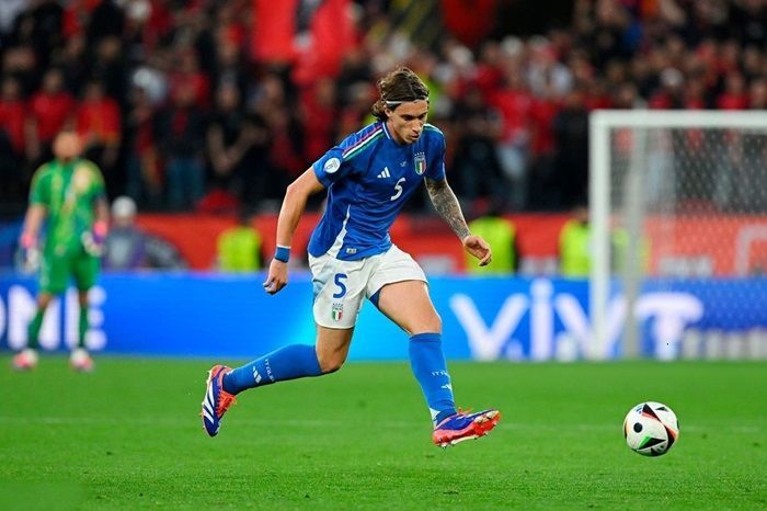 Riccardo Calafiori Jadi Rebutan Dua Klub London usai Tampil Impresif di Euro 2024 Bersama Italia