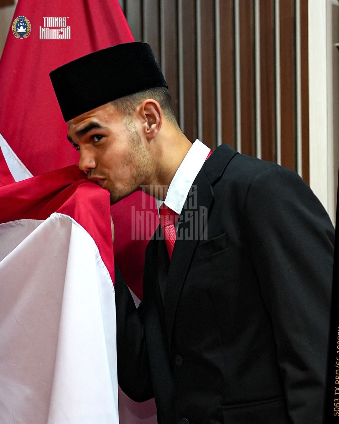 Jens Raven Resmi Pindah Kewarganegaraan Jalani Sumpah WNI