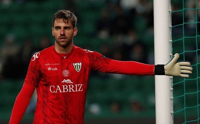 Eks Kiper Liga Portugal Resmi Gabung Persik Kediri di Liga 1 2024/25!