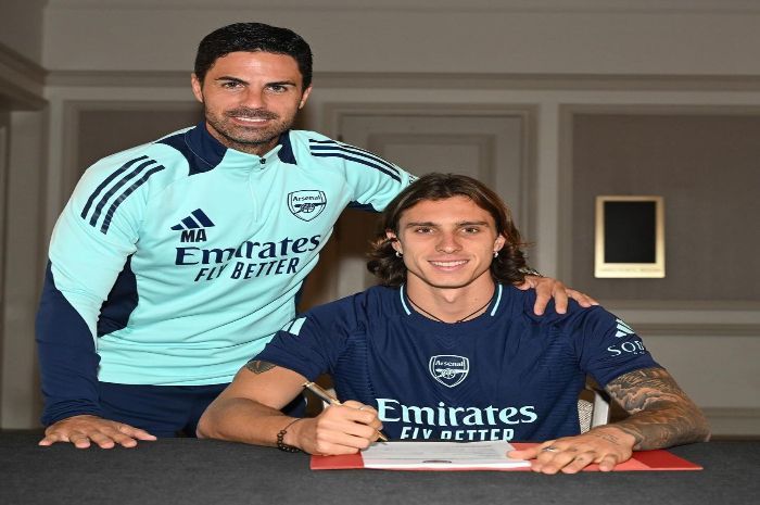 Menilik Peran Penting Jorginho Dibalik Kesuksesan Riccardo Calafiori Gabung Arsenal