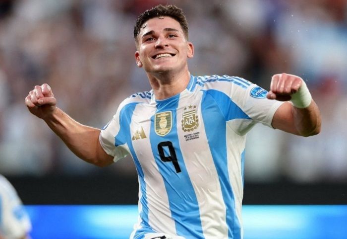 Here We Go! Atletico Madrid Resmi Dapatkan Julian Alvarez dari Manchester City
