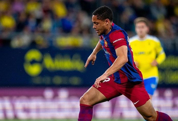 Tambah Menit Bermain, Barcelona Sekolahkan Vitor Roque ke Real Betis