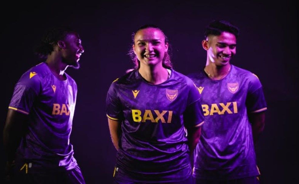 Marselino Jadi Bintang Peresmian Jersey Ketiga Oxford United, Netizen Duga Jadi Alat Marketing Semata