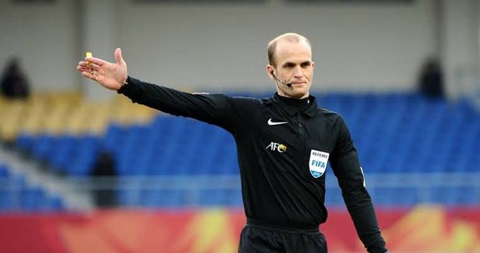 Dikenal Hobi Kasih Kartu Kuning, Wasit Adham Makhadmeh Akan Pimpin Laga Arab Saudi vs Timnas Indonesia