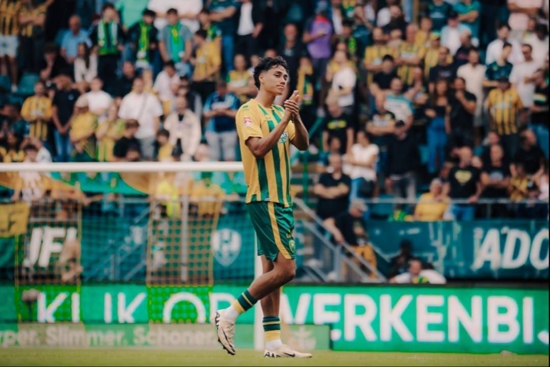 Rafael Struick Siap Jadi Andalan Baru Brisbane Roar, 2 Penyerang Resmi Dilepas