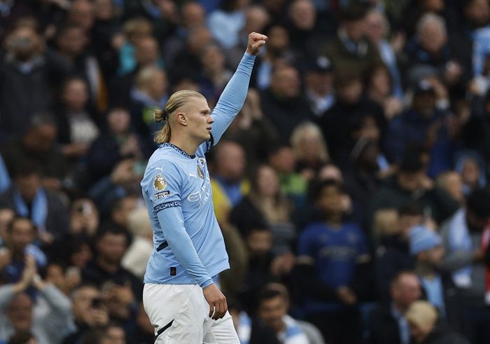 Selebrasi Nakal Erling Haaland usai Man City Gagalkan Kemenangan Arsenal