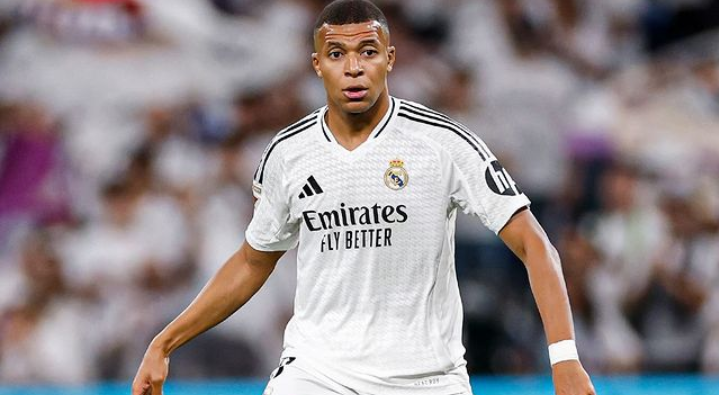 Kylian  Mbappe Cedera, Real Madrid Harus Putar Otak di Lini Depan