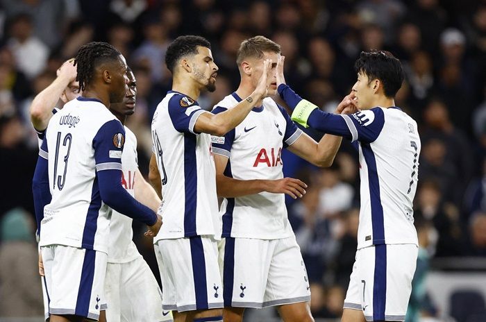 Bermain Dengan 10 Orang, Tottenham Amankan 3 Poin Perdana di Europa League Melawan Qarabag