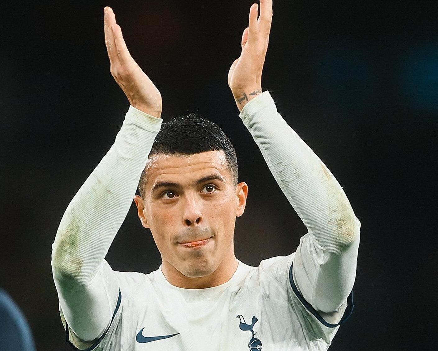 Dikaitkan dengan Real Madrid, Bek Tottenham ini Buka Suara