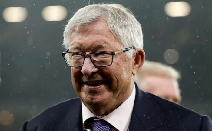 Para Pemain Manchester United Diminta Patungan untuk Bayar Gaji Sir Alex Ferguson usai Kontraknya Diputus