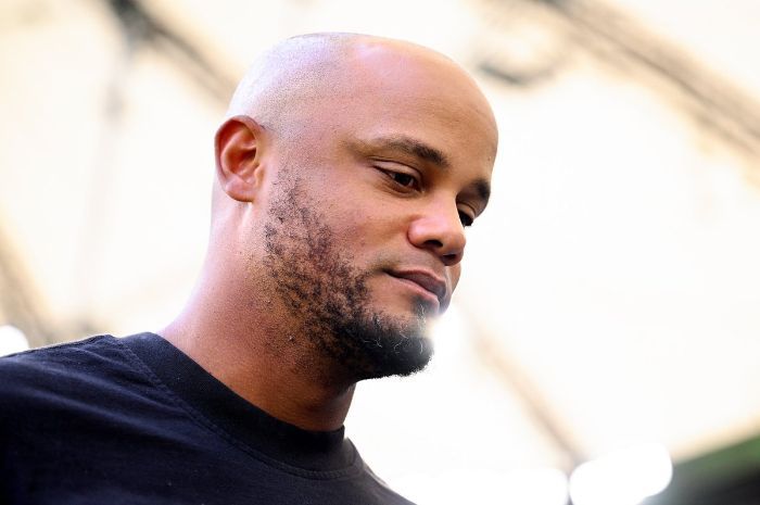 Bayern Munchen Kena Bantai, Vincent Kompany Puji Barcelona