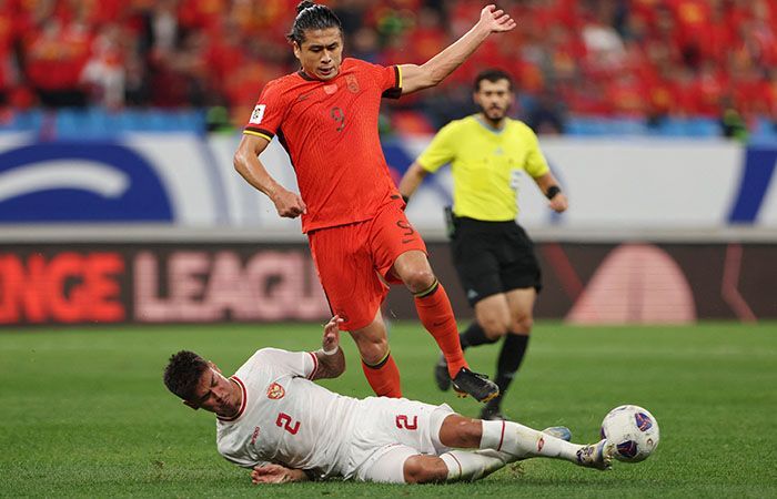 FC Twente Ngasi Kabar Kurang Mengenakkan soal Mees Hilgers nih, Tak Masukkan Namanya di Daftar Pemain yang Membela Timnas