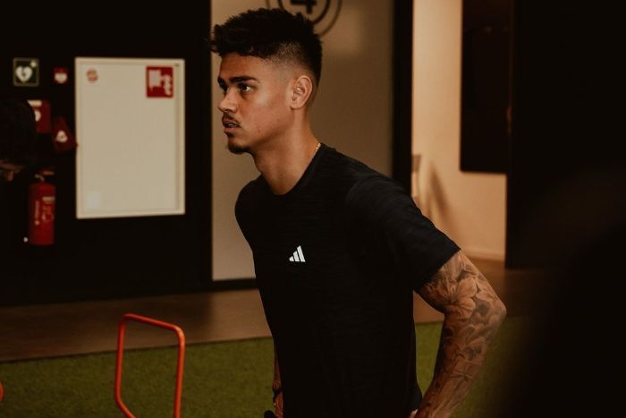 Tak Alami Cedera Serius, Mees Hilgers Mulai Berlatih di Twente untuk Persiapan Laga Derby