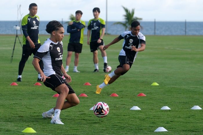 Pelatih Fisik Timnas Berikan Latihan dengan Intensitas Tinggi Jelang Piala AFF 2024