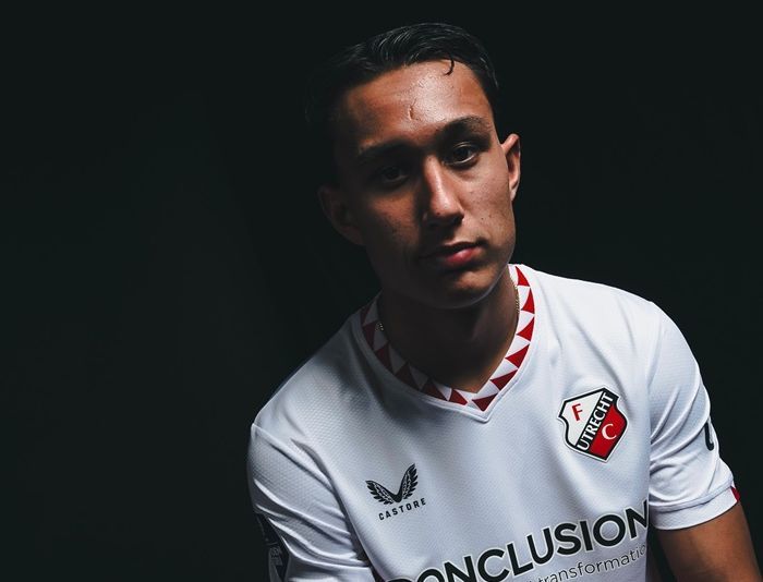 Bukan Karena Uang, Ini Alasan Miliano Jonathans Pilih Gabung FC Utrecht