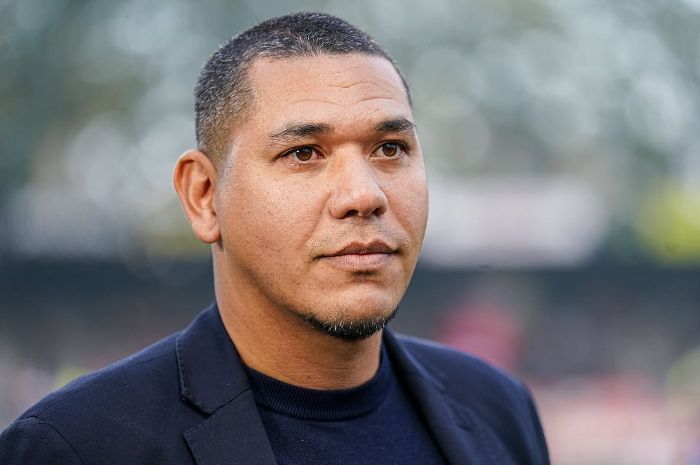 Hedwiges Maduro Dipecat Sebagai Pelatih Almere City, Akankah Thom Haye Bakal Bertahan?