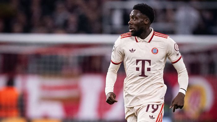 Liverpool Siap Tikung Manchester United dan Real Madrid dalam Perburuan Alphonso Davies