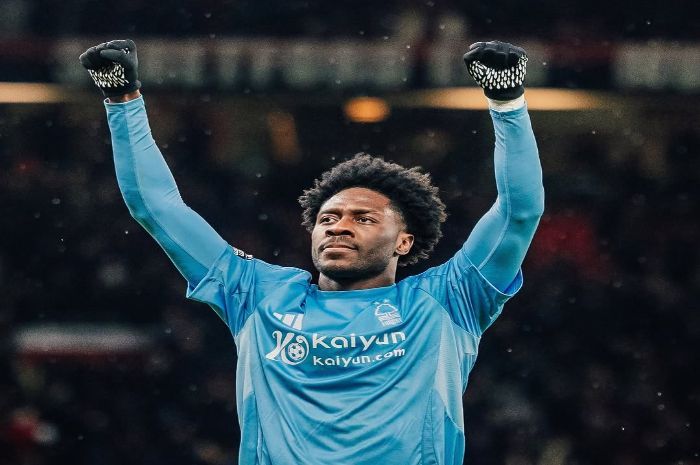 Performa Kyle Walker Menurun, Manchester City Siap Bajak Ola Aina dari Nottingham Forest