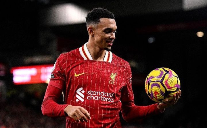 Terus-Terusan Didekati Real Madrid, Haruskah Alexander-Arnold Tinggalkan Liverpool?