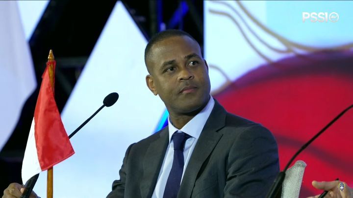 Wesley Sneijder  Angkat Bicara Soal Komposisi Tim Kepelatihan Patrick Kluivert di Timnas Indonesia