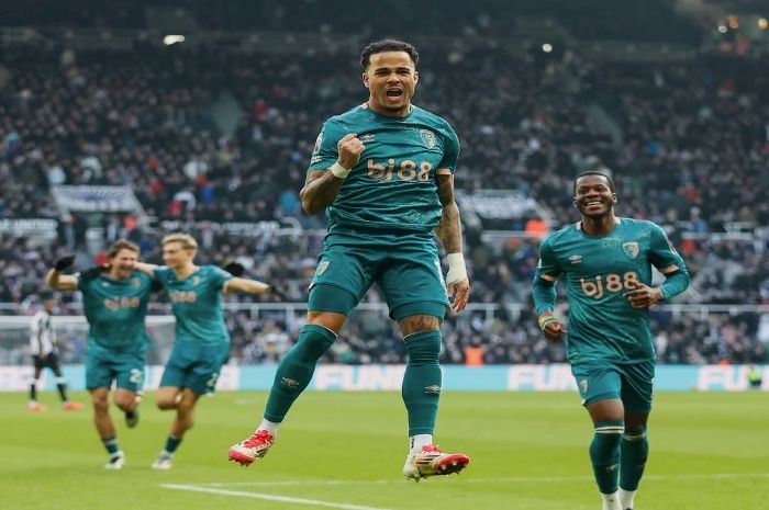 Justin Kluivert Komentari Rekor Patrick Kluivert di St. James Park Saat Masih Perkuat Newcastle United