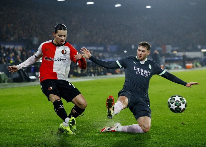 Milan Tumbang di De Kuip! Feyenoord Menang Tipis, Rossoneri Harus Balas di San Siro