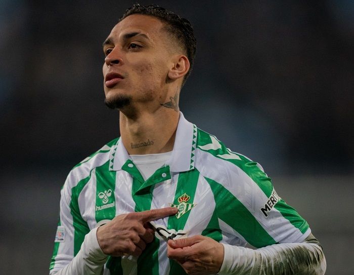 Real Betis Libas Gent 3-0! Antony Santos Bersinar, Apakah MU Telah Melepas Permata?