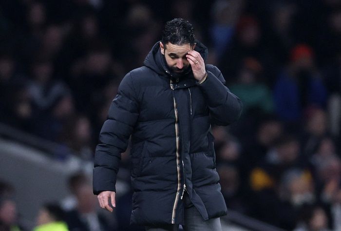 Terdampar di Posisi 15 Liga Inggris, Ruben Amorim Ngeluh Sulitnya Melatih MU