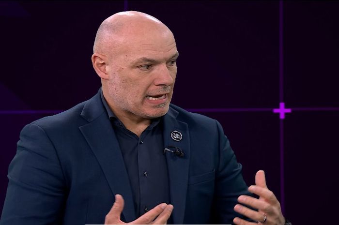 Howard Webb Akui Bahwa Myles Lewis Skelly Harusnya Tak Diusir dari Lapangan