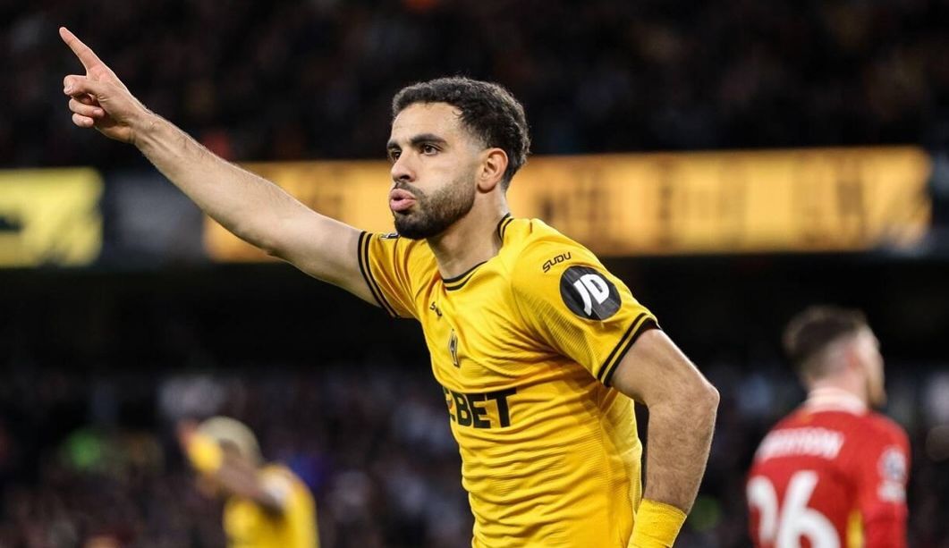 Guardiola Incar Rayan Ait-Nouri sebagai Solusi di Bek Kiri Manchester City