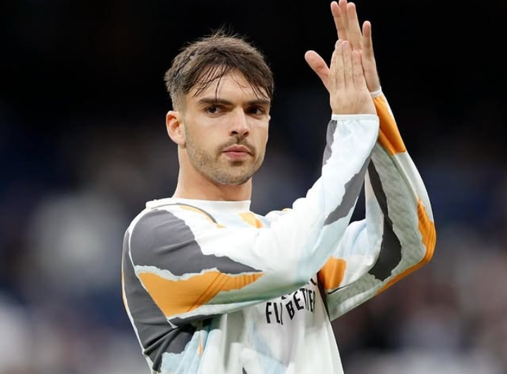 Raul Asencio, Bek Muda Real Madrid yang Jadi Pemain Tercepat di UCL 2024/2025