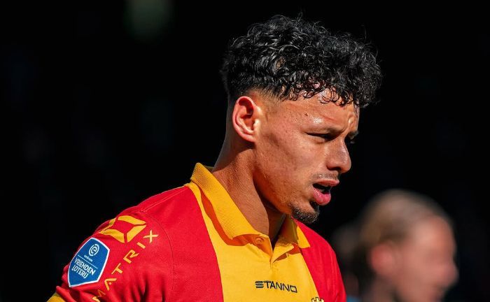 Dean James Jadi Pemain Indonesia Ketiga yang Angkat Trofi KNVB Cup Usai Go Ahead Eagles Taklukkan AZ Alkmaar