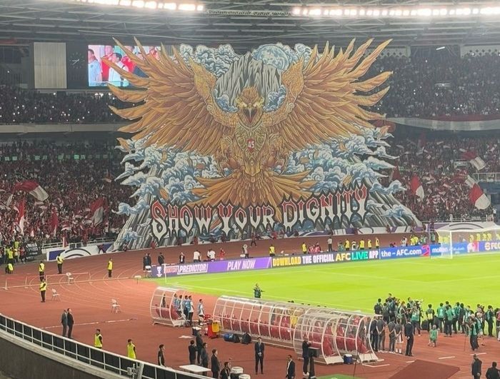 Suporter Timnas Indonesia Hadirkan Burung Garuda Raksasa saat Laga Melawan Bahrain