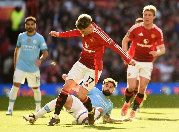 Gary Neville Kecam Laga MU Vs Manchester City: Derby Manchester Paling Membosankan