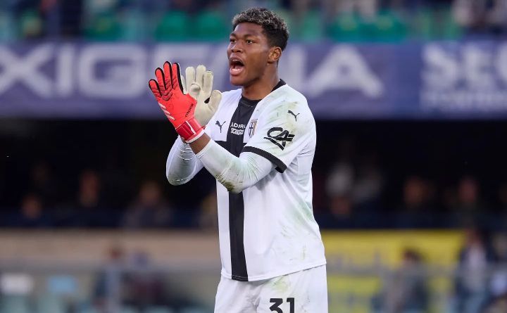 Manchester United Bidik Kiper Parma Zion Suzuki untuk Gantikan Andre Onana yang Sering Blunder