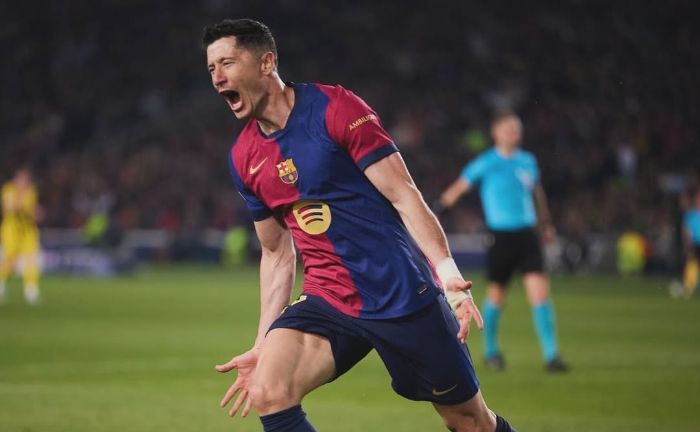 Barcelona Siapkan Julian Alvarez sebagai Pengganti Robert Lewandowski