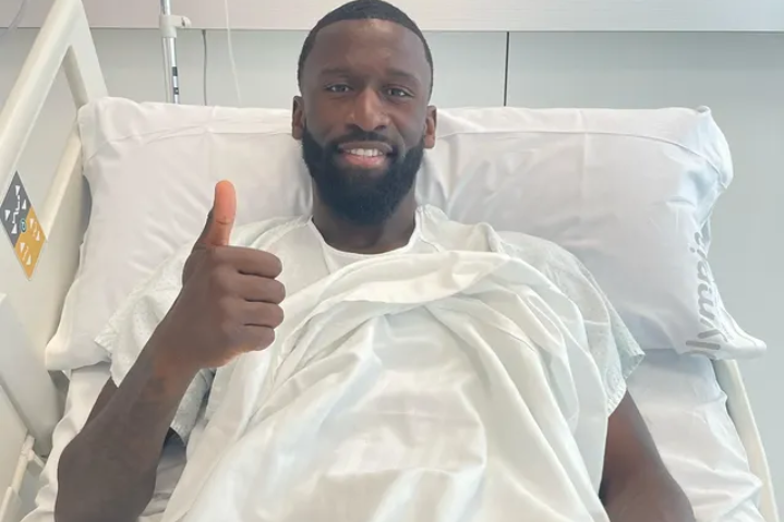 Antonio Rudiger Alami Cedera dan Jalani Operasi Meniskus: Absen hingga 6-8 Pekan!