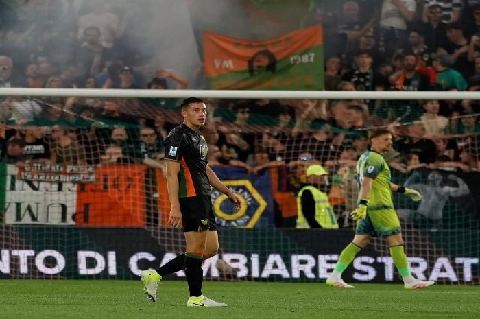 Jay Idzes Menjelma Jadi Tembok China di Lini Pertahanan Venezia, Pemain Fiorentina Dibuat Mati Kutu