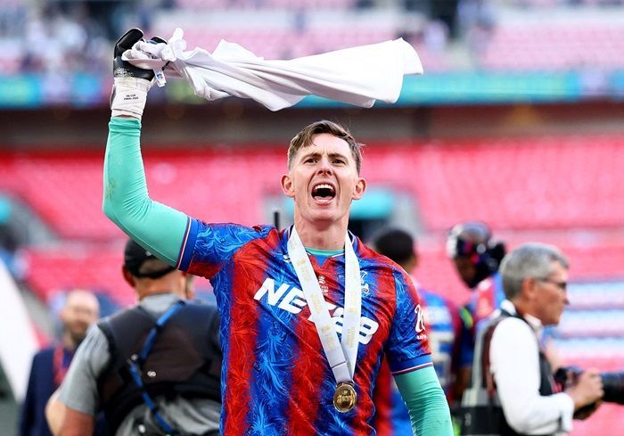Dean Henderson Dedikasikan Kemenangan Crystal Palace di Final Piala FA untuk Mendiang Ayahnya