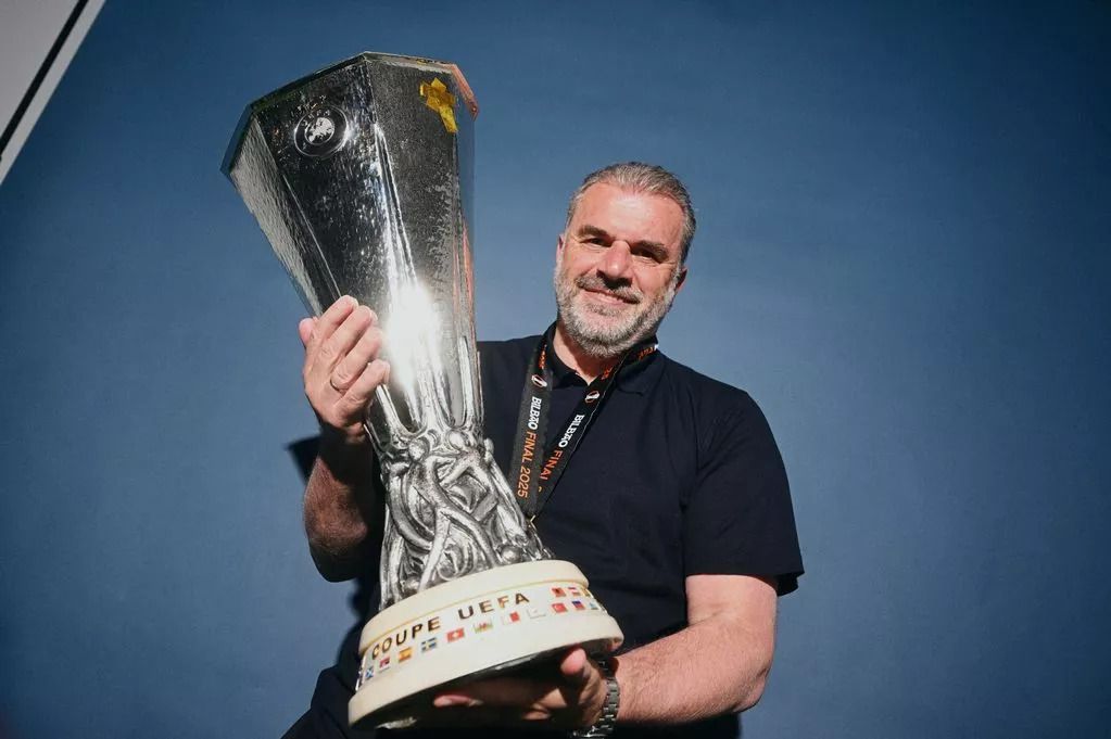 Pemilik Tottenham Hotspur Berterimakasih Kepada Ange Postecoglou Setelah Akhiri Puasa Gelar Selama 17 Tahun