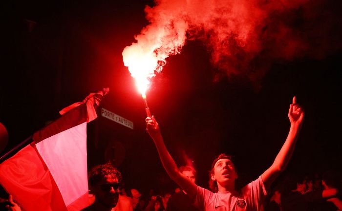 Perayaan Kemenangan PSG Berujung Kerusuhan di Paris, 2 Orang Meninggal dan 300 Orang Ditangkap