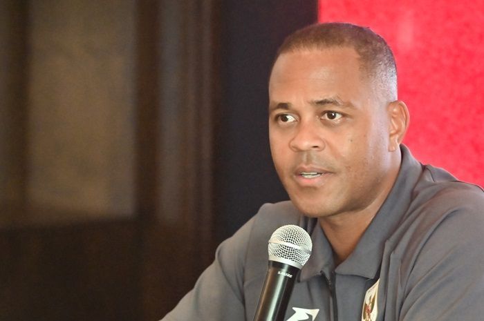 Patrick Kluivert Minta Kekalahan Atas Jepang Dijadikan Pelajaran Bagi Timnas Indonesia
